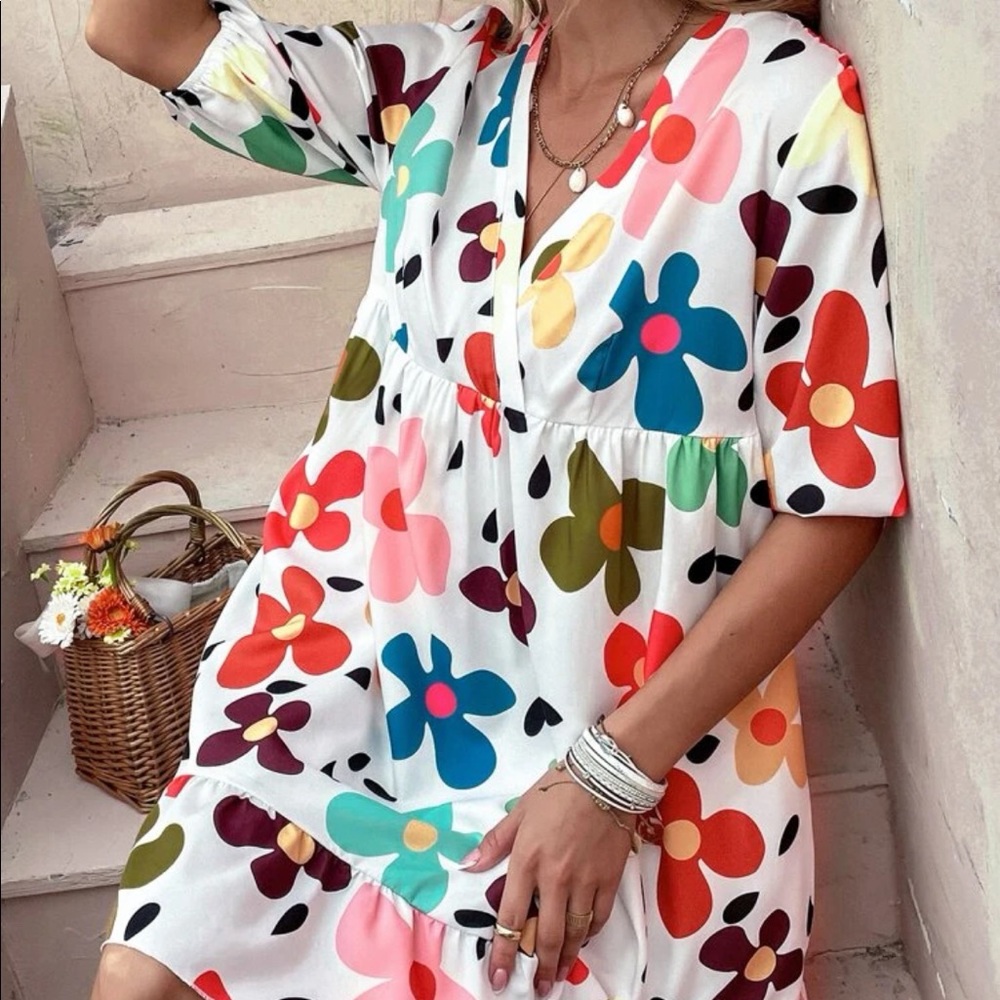 NWT🤩 SHEIN Floral Dress